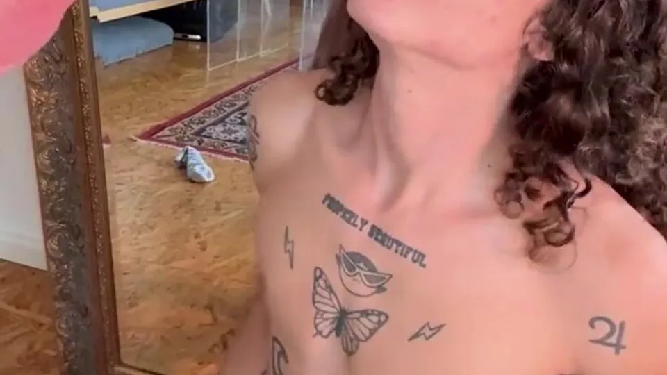 Twink's Long Hair BJ & Facial