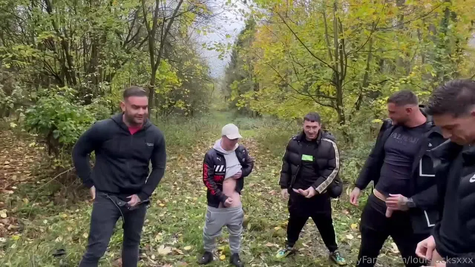 LouisJacks Handsome Dreamy Big Cock Tatted Guy Group Jerk Off With Buddies, Throat Fucking And Buttfucking (5).mp4