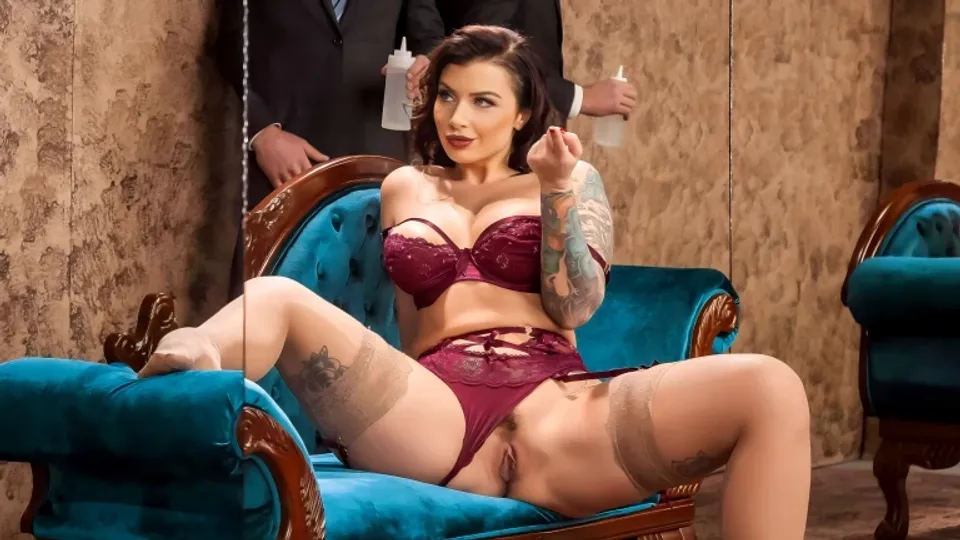 Lounging For Sex 