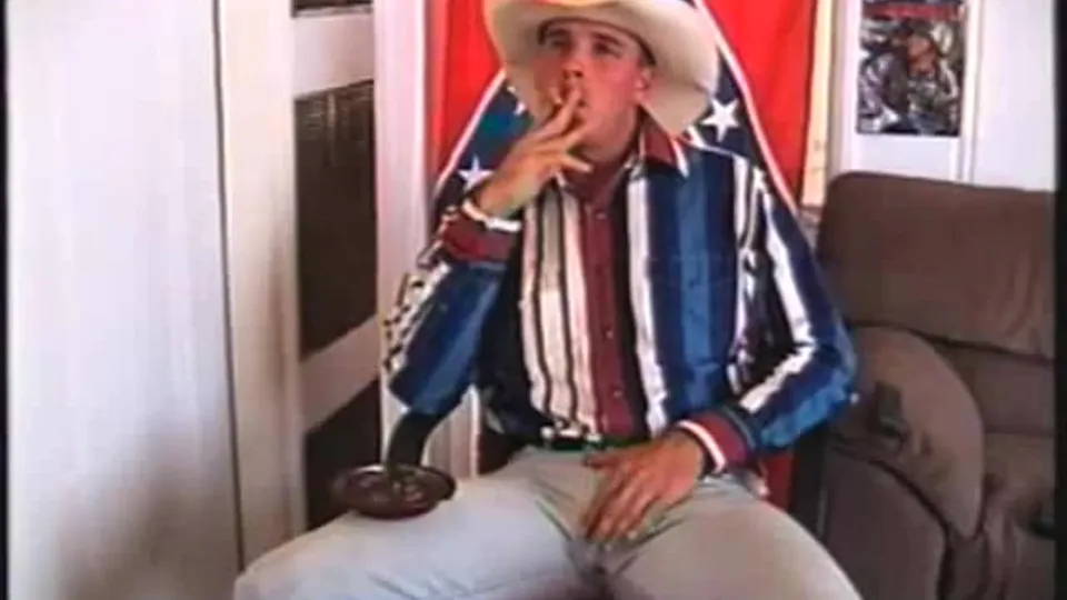 Love that bulge - ThisVid.com