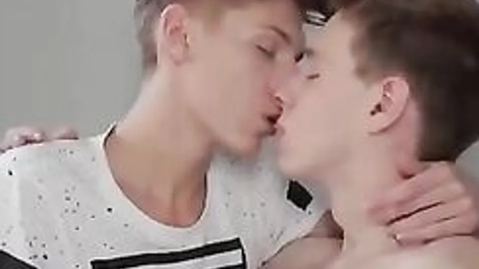 lovely twinks having a sex boys porn