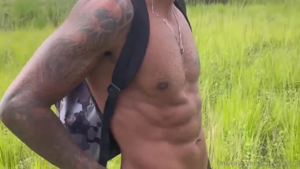 LucaMoratt (Luca Moratt) Super Sexy Lustful Black Hotties Horny Public Fucking (9).mp4
