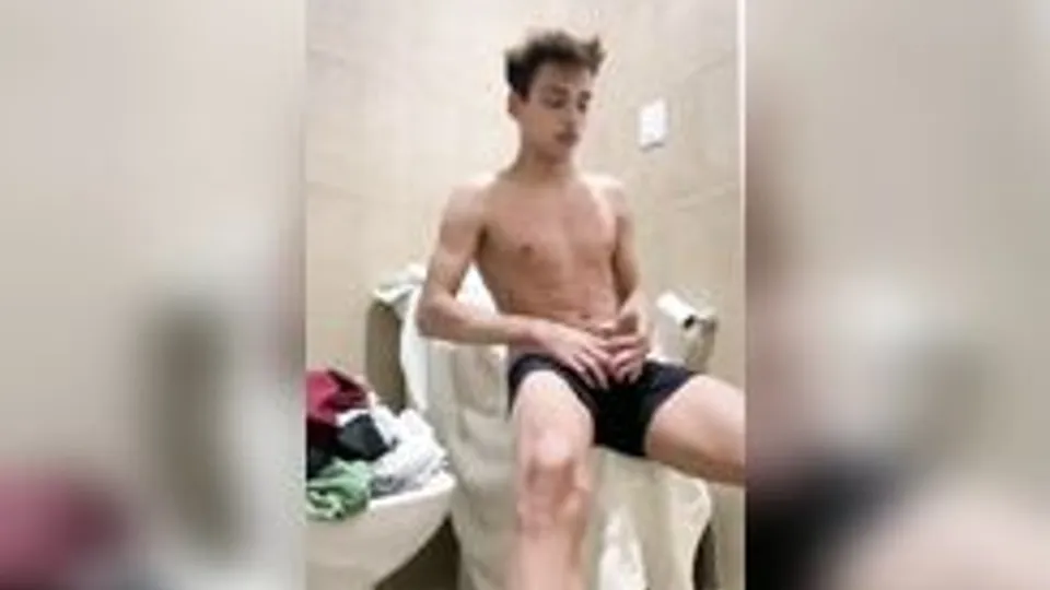 lucas_tejero - Solo Jerking off boys porn