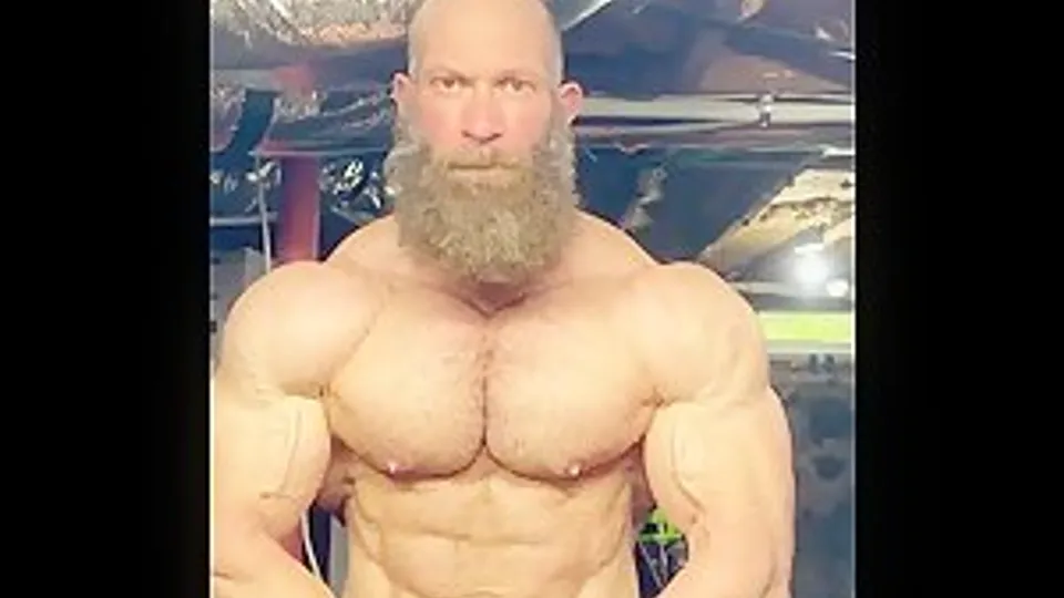 Lumberjack posing hairy body