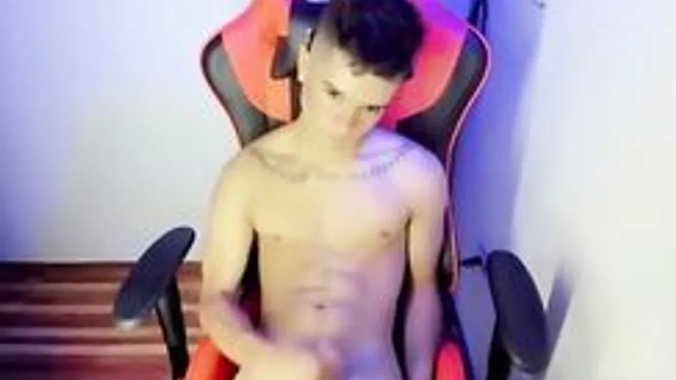Lush Twink Cam Show Gaming Chair