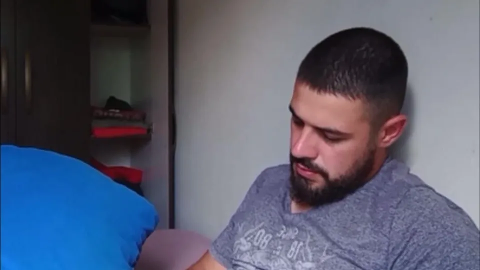 Macho Hetero Threeway