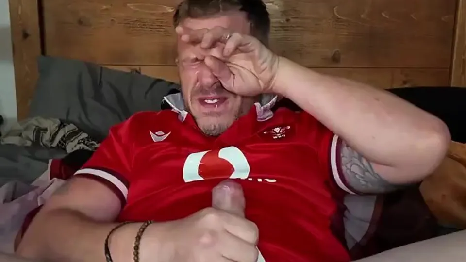 Magic football jersey makes him cum all over his face - ThisVid.com
