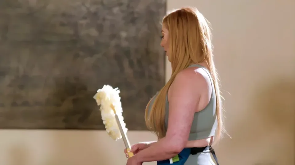 Maid Lauren Phillips Seduces Employers Horny Girl, Kimmy Kimm 