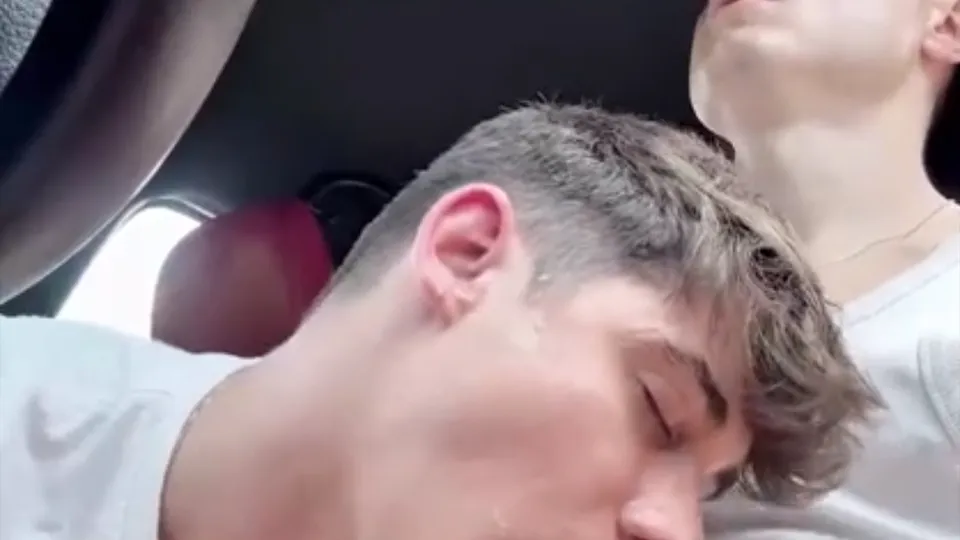 Make it Quick Bro... - ThisVid.com