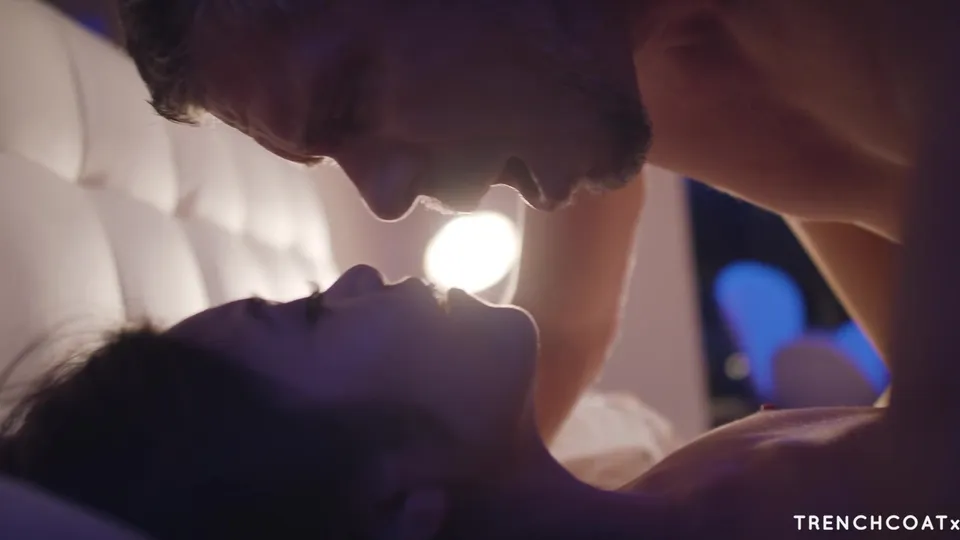 Vina and Mick's Intimate Struggle