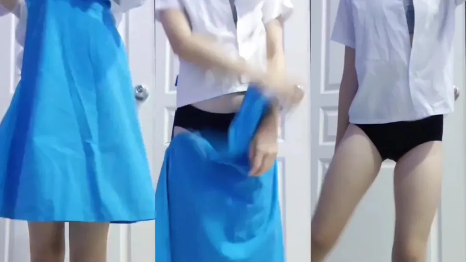 Malaysian li*** sister in school uniform 