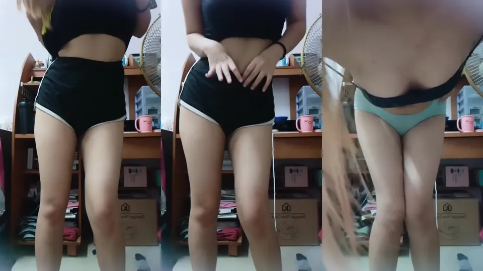 Malaysian sister with nice breasts masturbates  