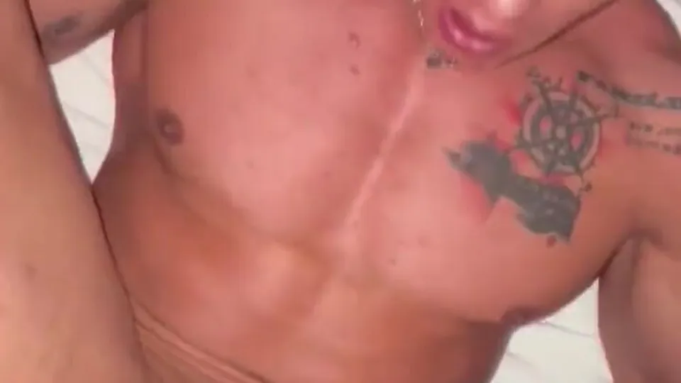 Malhado levando rola - ThisVid.com