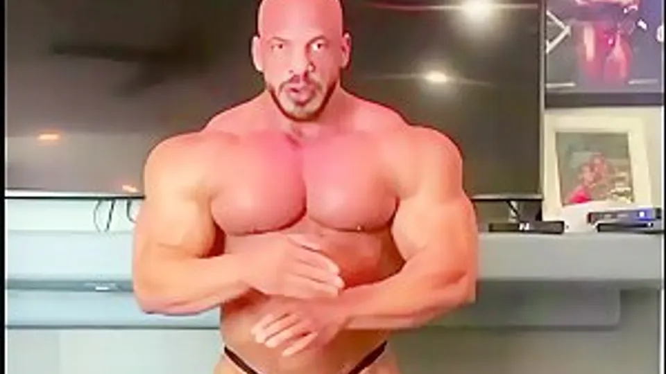 Mamdouh Does Mandies