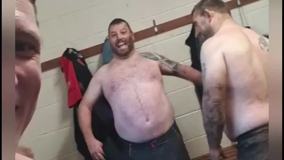 MANY VID OF ENGLISH MEN SO SEXY - ThisVid.com