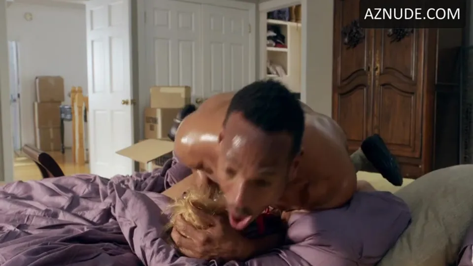 Marlon Wayans' Sexy Scene in A Haunted House 2