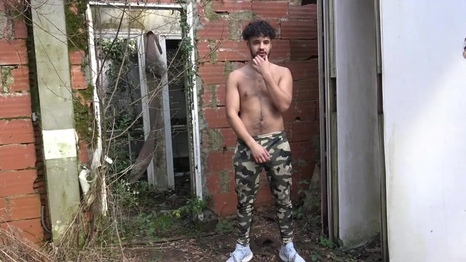 Marocain pose nu - ThisVid.com