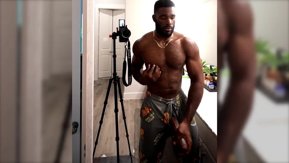 Marshall's Giant Cock Explodes
