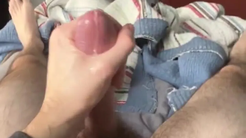 Massive cum load - ThisVid.com