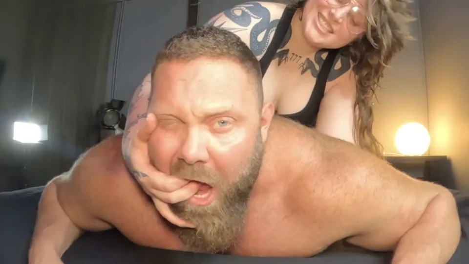 MASSIVE Viking Bodybuilder gets PEGGED to Tears - ThisVid.com