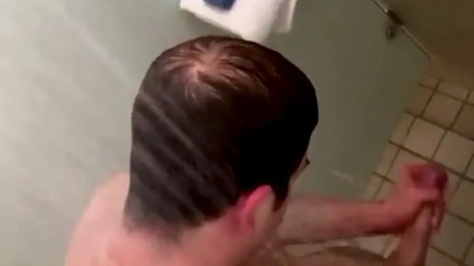 Mate shower spy - ThisVid.com