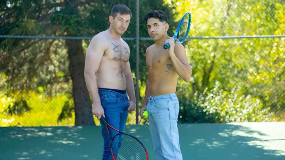 Matteo Serves It Up - Barron and Matteo - Hot Twinks Porn Gay Videos