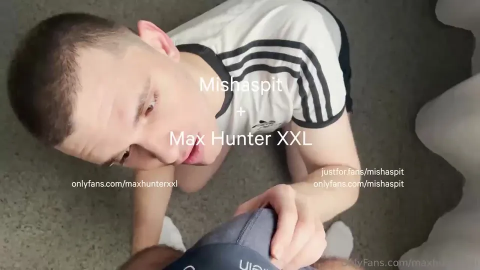 Maxhunter (Max Hunter) Sexy Dom Top Enjoying Booties, Interracial Sex Scenes, Cocksucker Thirsty Bottoms (19)-45.mp4