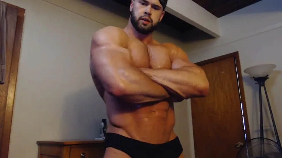 Maxwood's Intimate Threesome