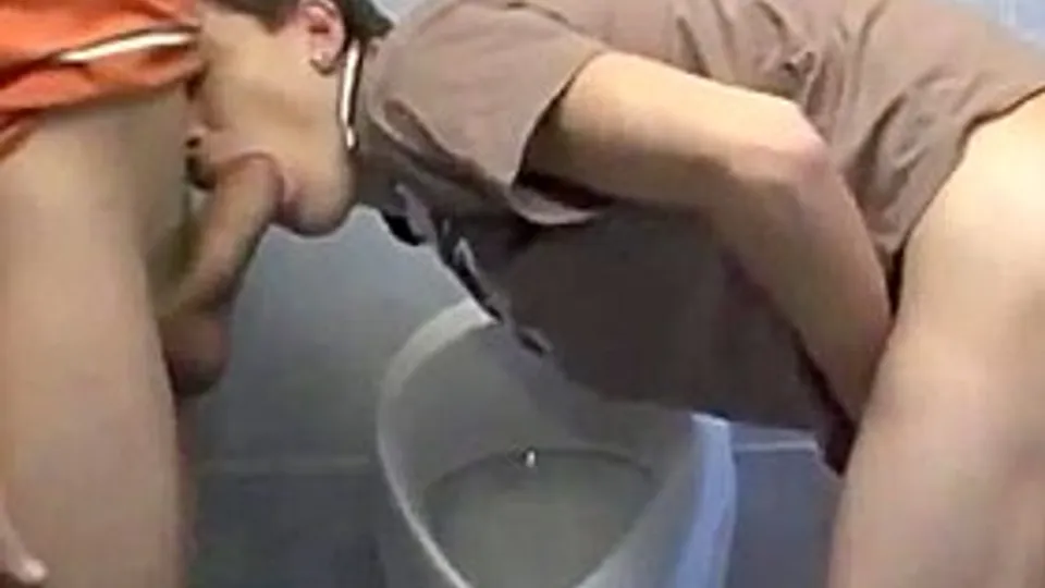 Meeting In The Station Toilet- Free Xxx Videos & Movies - againgay.com