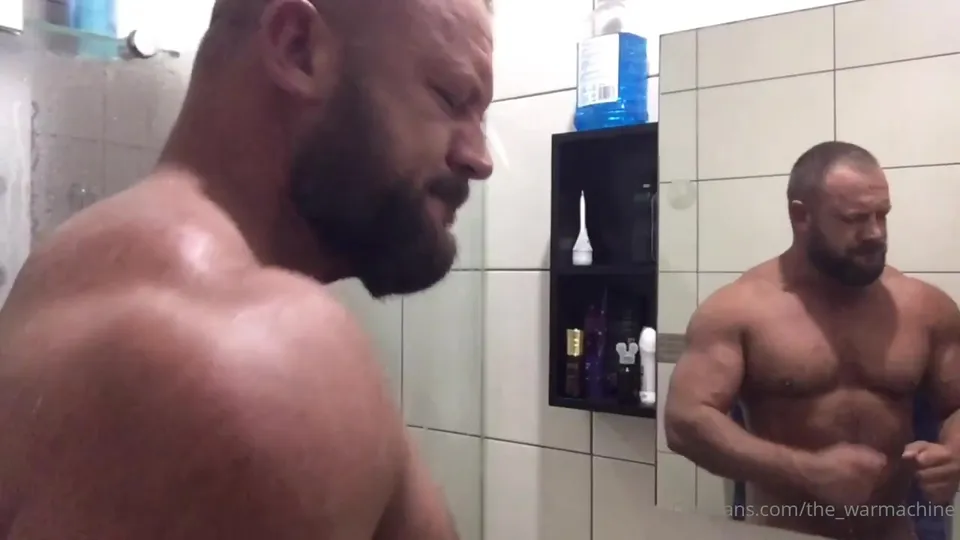 Mega stallion cumming 2 - ThisVid.com