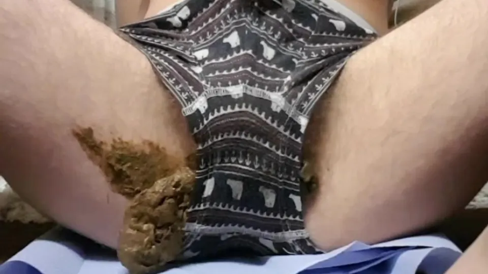Messing my undies then cum - ThisVid.com