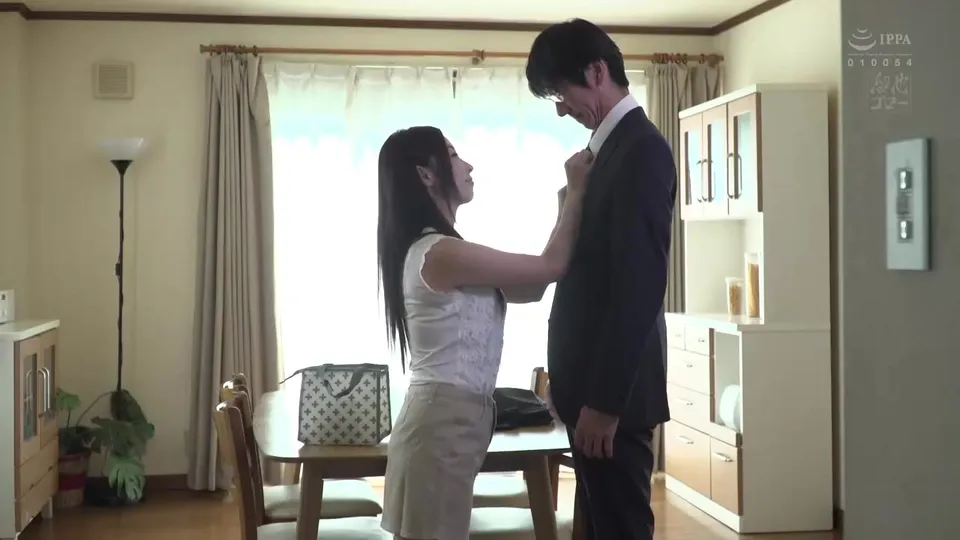 [MEYD-560] Sexy Nanao Nakano Bangs Her Boss In Secret 