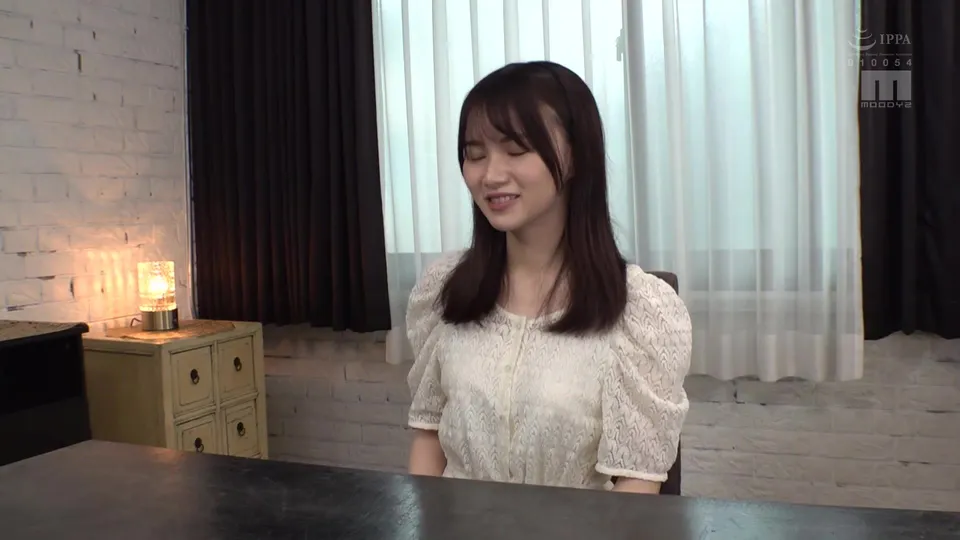 French Kissing Frenzy: Momoka Izumi & Rich Man