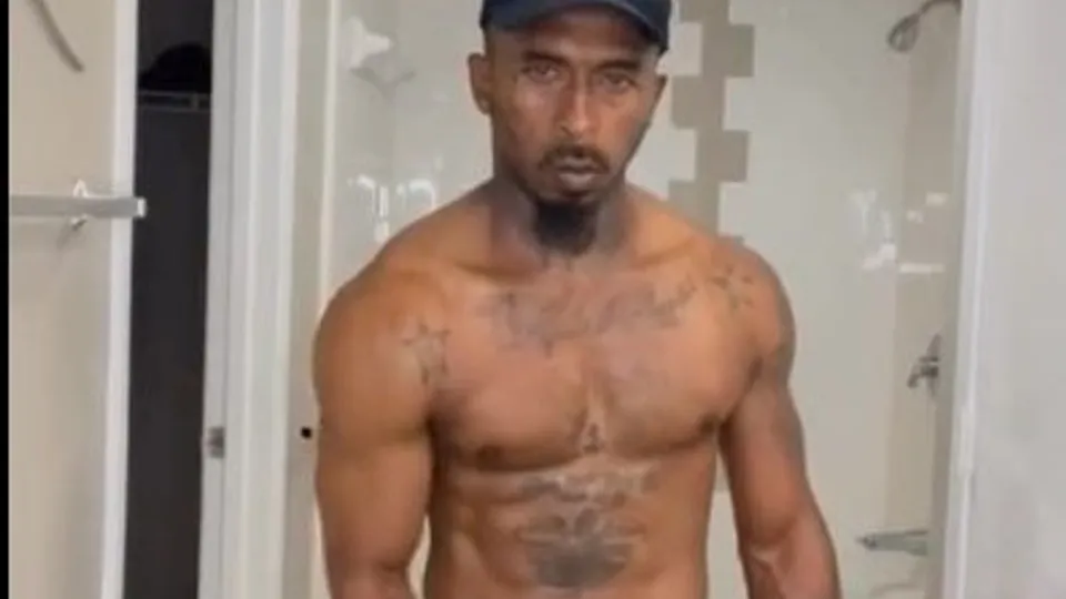 Mil vet stroking his huge cock - ThisVid.com