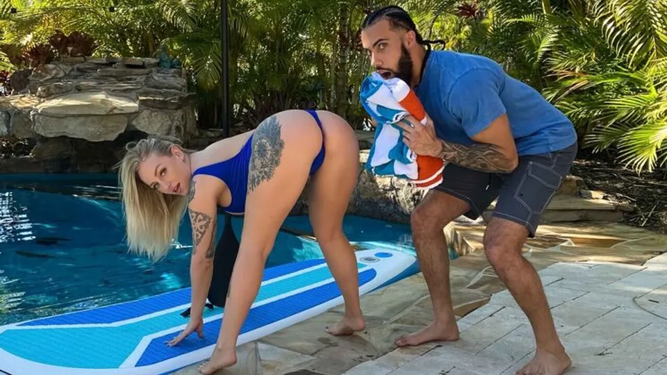 Milf Hunter - James AngelElana Bunnz - Paddlin That MILF 