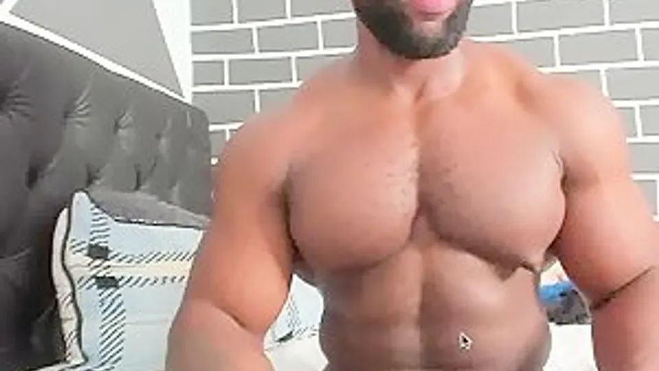 L'uomo del latte - MyMusclevideo.com