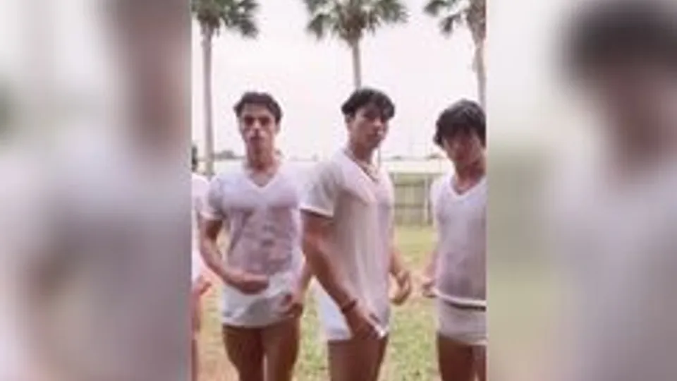 Mister Wet Shirt Show