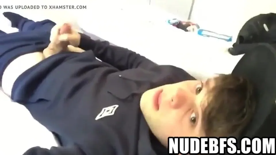 Teen Lad's Creamy Finish