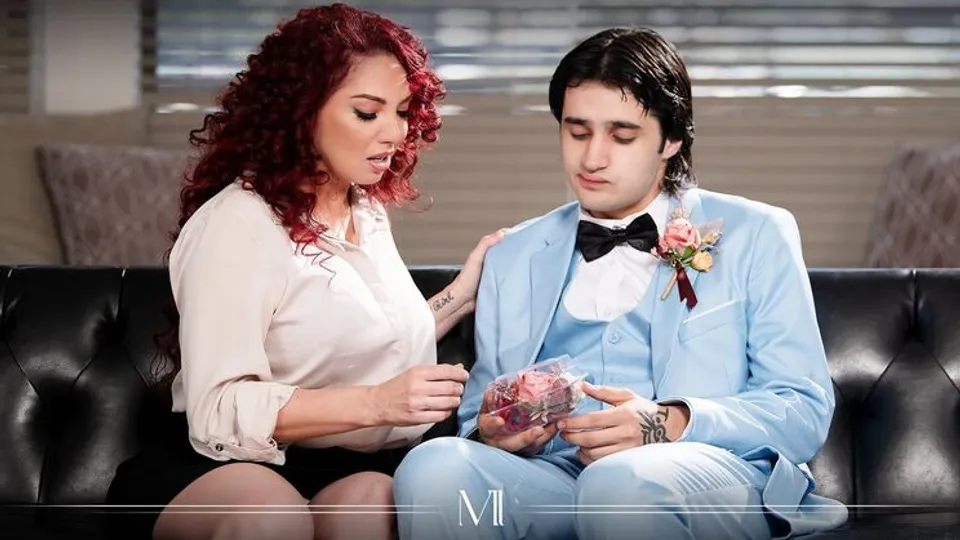 Modern Day Sins - Kiki DAireElias Cash - Prom Bombshell 