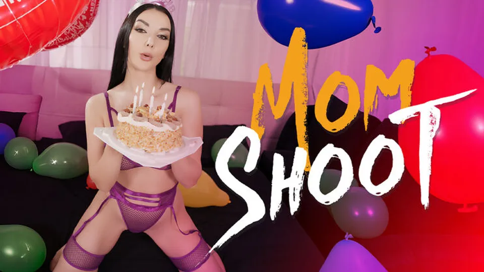 Mom Shoot - Jesus ReyesLady Gang - A Happy Birthday Milf 