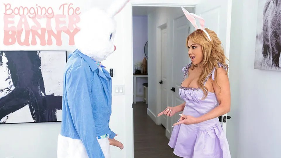 Mom Wants Creampie - Parker AmbroseTaylor Vixxen - Banging The Easter Bunny - S6:E6 