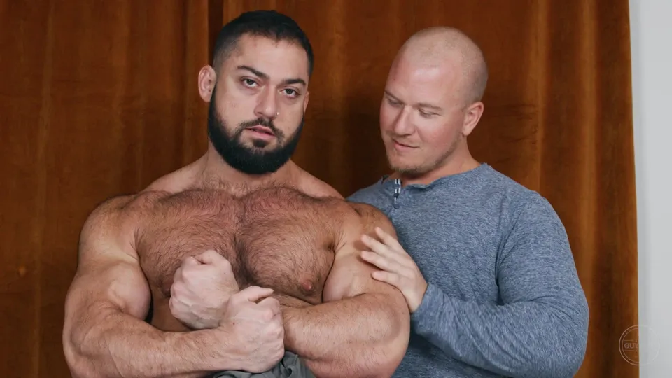 Monstah Mike Fucks Knox.mp4