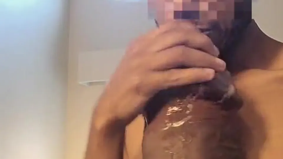 Monster cock selfsuck - video 2 - ThisVid.com