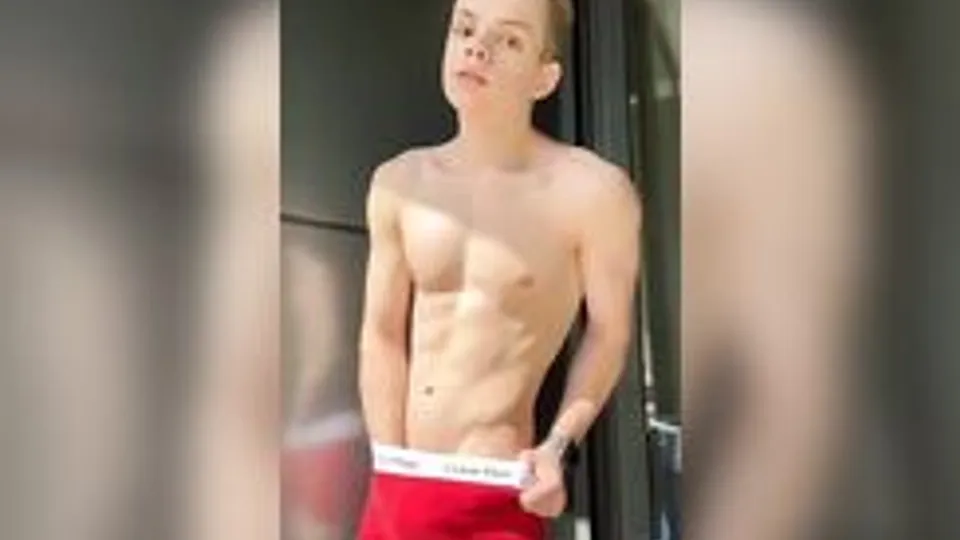 Monty Green - Show Cum Big Cock
