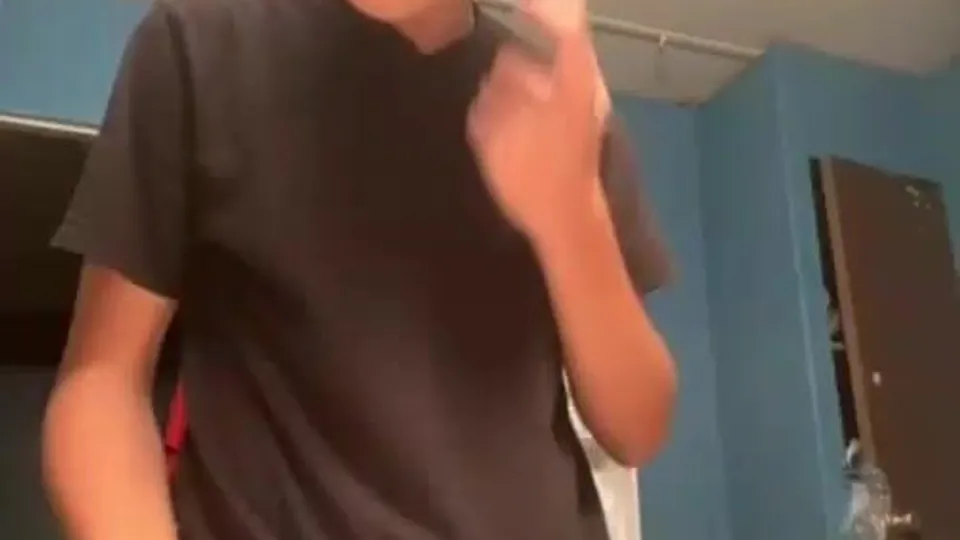 Mop haired latino impresses