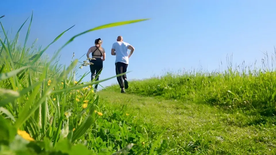 Morning Jog Leads to Raw Sex