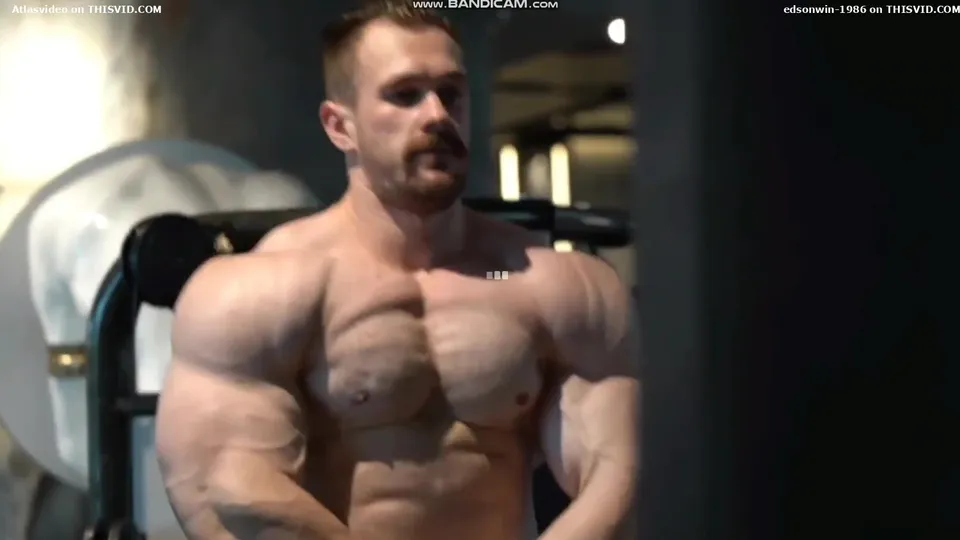 Moustached Musclebeast fleximg - ThisVid.com