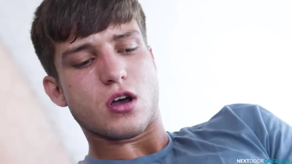 Mouth-watering Stepbrother Joins In bare 3some