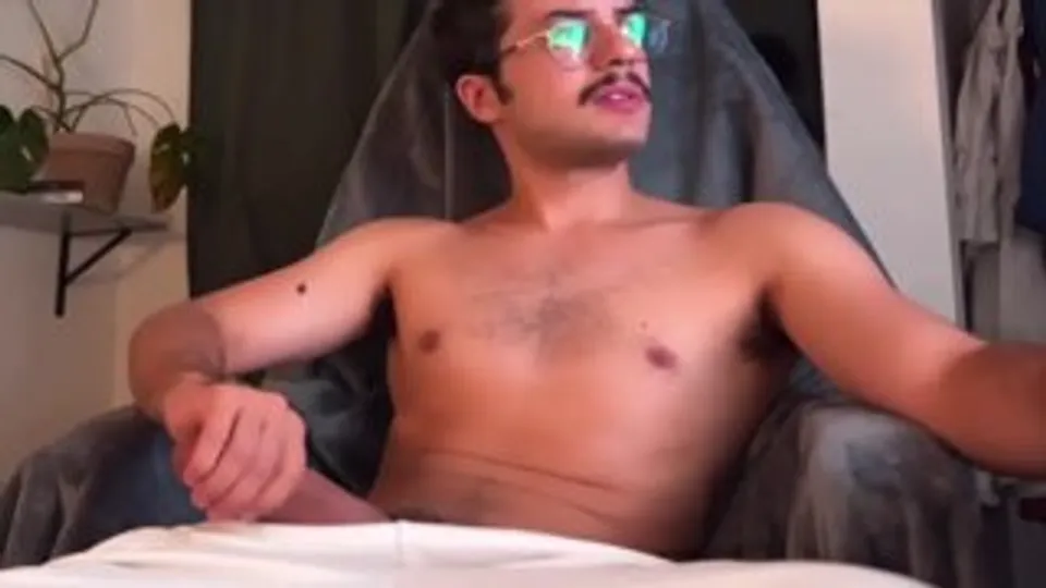 Guy with Huge Dick in Action