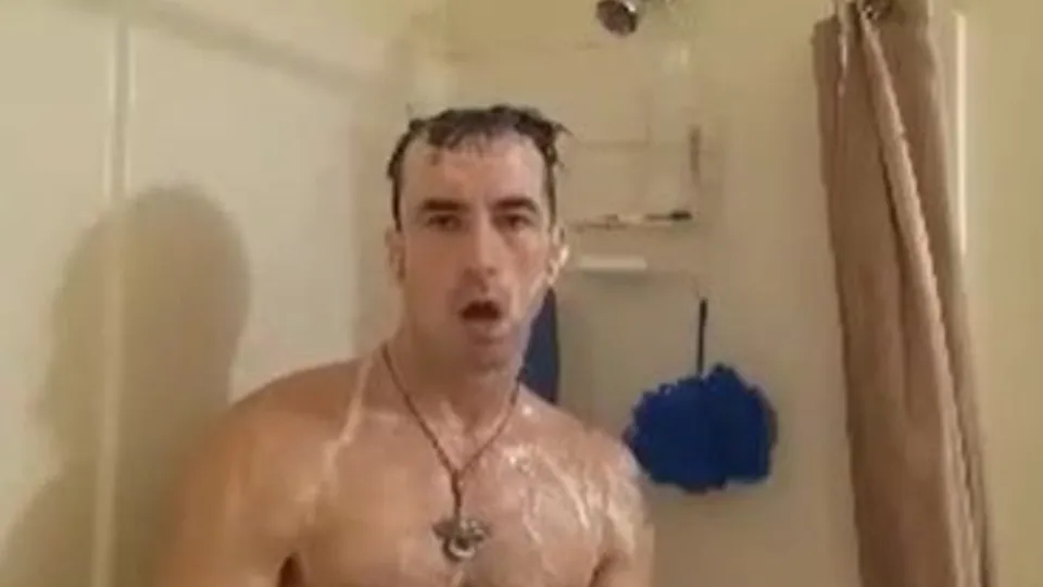 Mr.Horsehung - ThisVid.com